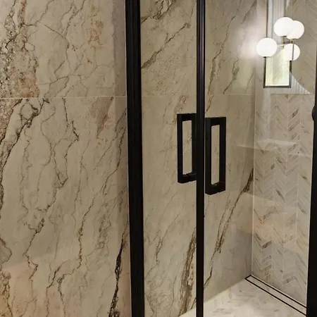 Appartamento Luxury 3br Gem-nice Old Town-steps To Nizza